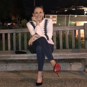 Meet your Posher, Angela